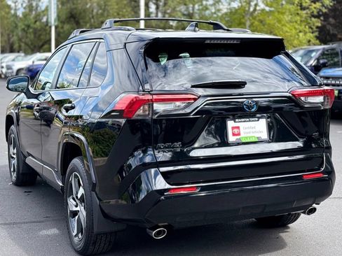 Certified 2024 Toyota RAV4 SE AWD/4WD image 3