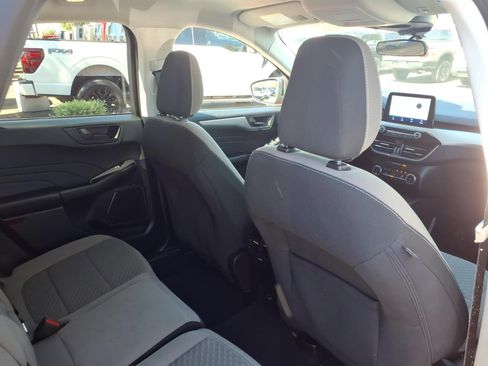 Certified 2022 Ford Escape SE w/ SE Sport Appearance Package FWD image 13