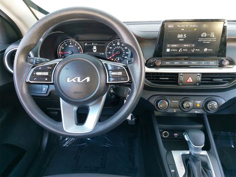 Used 2023 Kia Forte LXS image 15