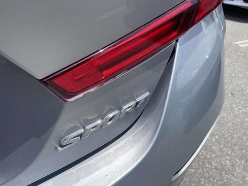 Used 2022 Honda Accord Sport image 8