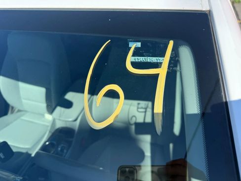 Used 2023 Chevrolet Malibu LT image 27