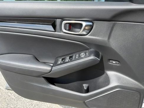 Used 2025 Honda Civic Sport image 13