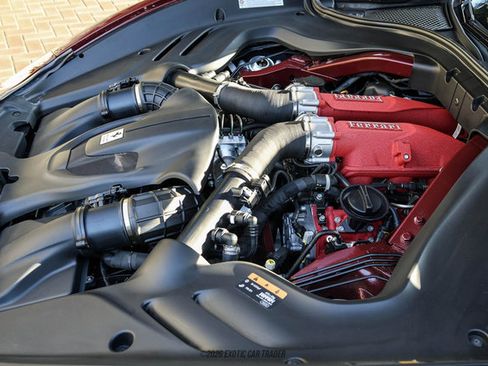 Used 2025 Ferrari Roma Spider RWD image 21
