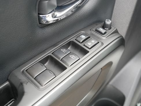 Certified 2024 Nissan Titan PRO-4X w/ Pro-4x Convenience Package AWD/4WD image 19