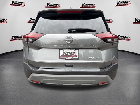 Certified 2023 Nissan Rogue SV w/ SV Premium B Package AWD/4WD image 6
