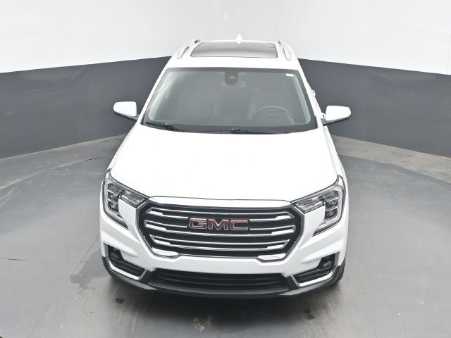 Used 2022 GMC Terrain SLT w/ Infotainment Package II FWD image 14