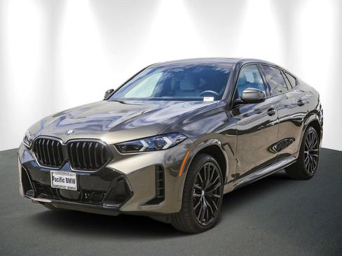 Used 2026 BMW X6 xDrive40i w/ Premium Package AWD/4WD image 3