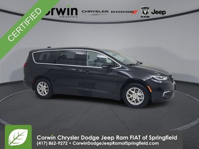 Certified 2023 Chrysler Pacifica Touring-L