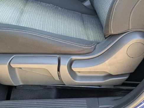 Used 2021 Nissan Rogue S image 17