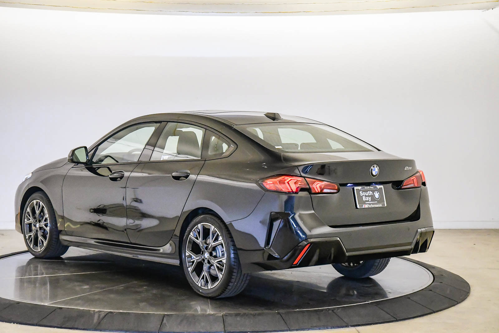 Used 2026 BMW 228i w/ Technology Package FWD image 2