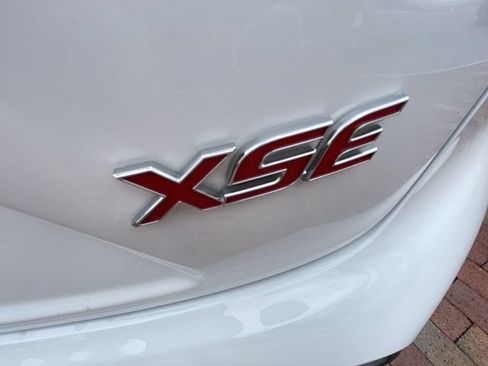Used 2024 Toyota Corolla XSE FWD image 31