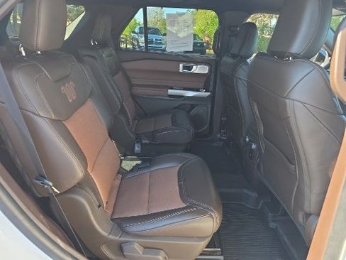 Certified 2022 Ford Explorer King Ranch w/ Class IV Trailer Tow Package image 14