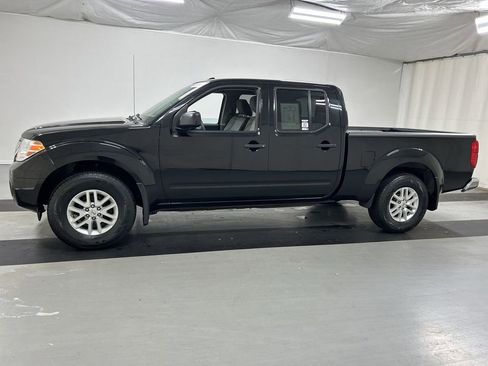 Used 2018 Nissan Frontier SV w/ Value Truck Package image 6