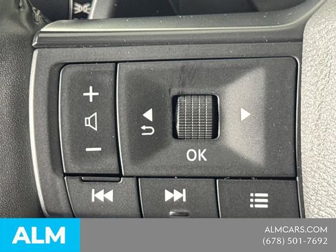 Used 2025 Nissan Rogue SV FWD image 28