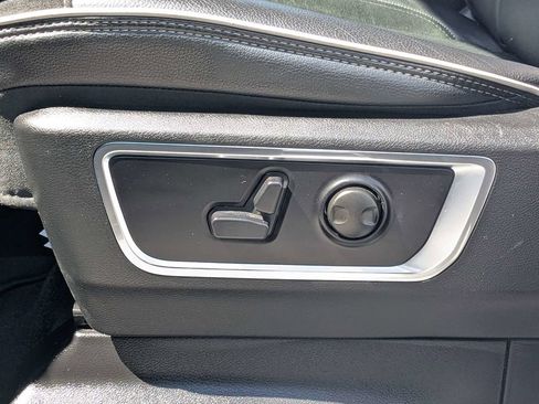 Used 2026 RAM 1500 Laramie AWD/4WD image 18