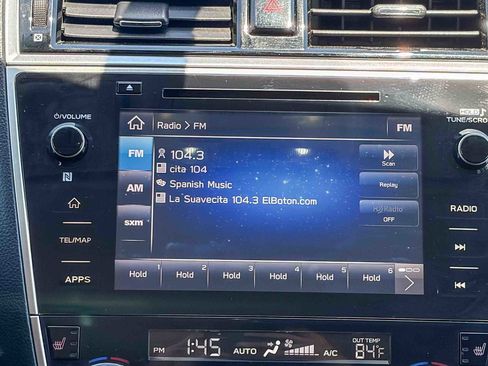 Used 2018 Subaru Outback 3.6R Touring w/ Popular Package #3 AWD/4WD image 13