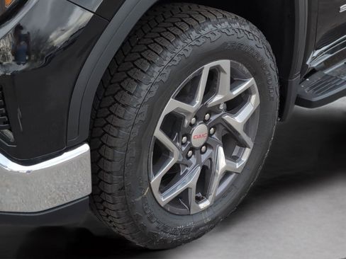 New 2026 GMC Sierra 1500 SLT w/ SLT Premium Package image 10