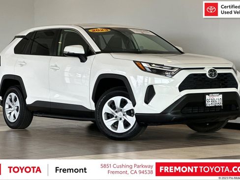 Certified 2023 Toyota RAV4 LE image 1