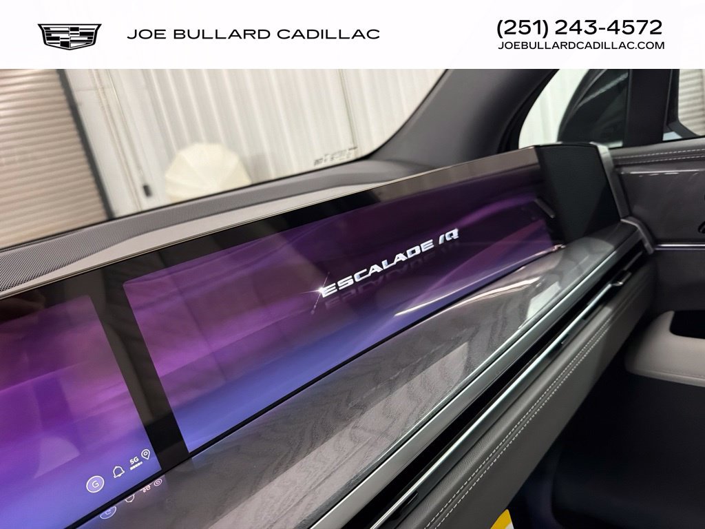 New 2026 Cadillac Escalade IQ Luxury 1 w/ LPO, Floor Liner Package AWD/4WD image 33