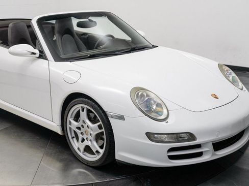 Used 2005 Porsche 911 Carrera image 20