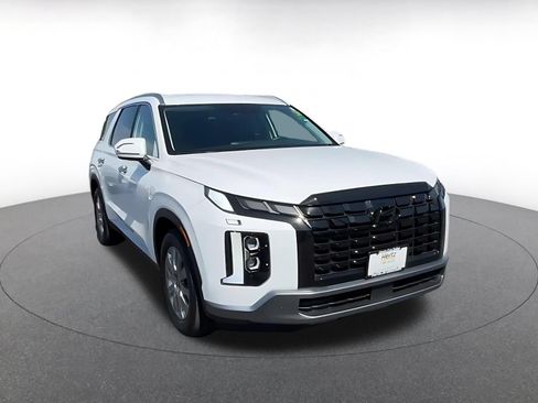 Used 2025 Hyundai Palisade SEL FWD image 3