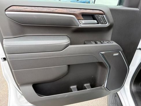 New 2026 GMC Sierra 1500 SLT AWD/4WD image 16