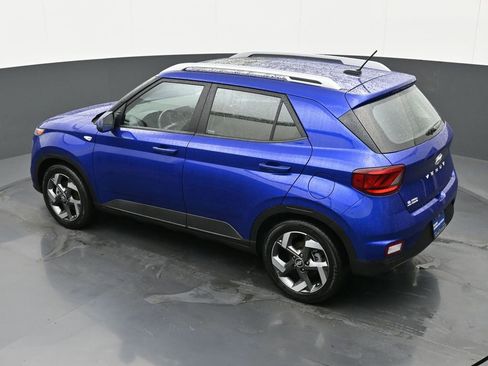 Certified 2024 Hyundai Venue SEL image 37