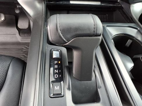 Used 2024 Ford F150 Lariat w/ Equipment Group 502A High AWD/4WD image 31