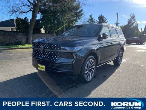 New 2025 Lincoln Navigator Black Label image 1