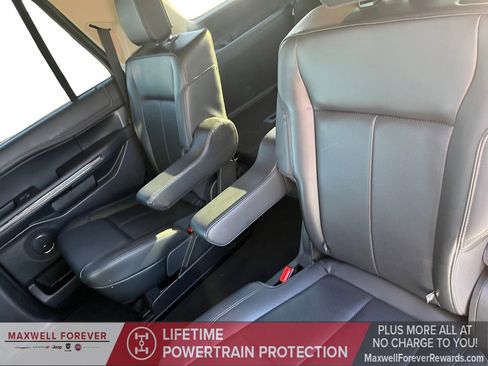 Used 2024 Ford Expedition XLT image 22