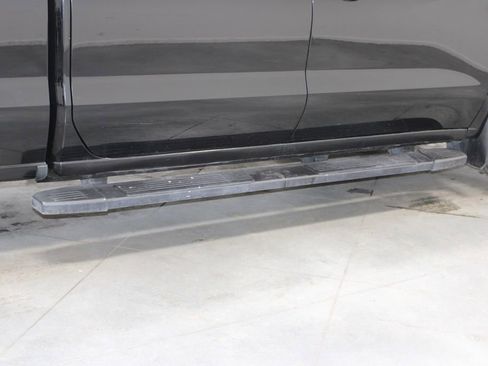 Used 2023 Chevrolet Silverado 1500 RST image 16