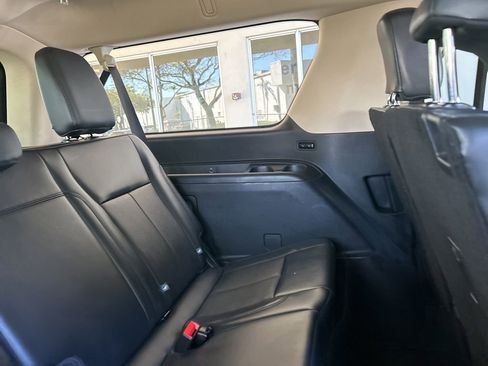 Used 2024 Ford Expedition Max XLT AWD/4WD image 32