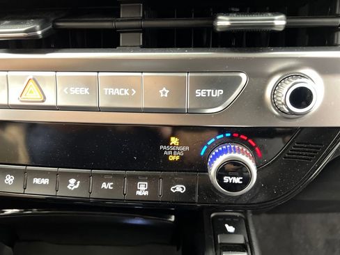 Used 2025 Kia Telluride S image 52