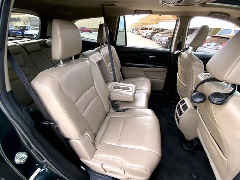 Used 2016 Honda Pilot Touring image 20