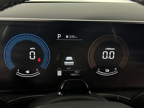 Used 2025 Hyundai Santa Fe SEL image 19