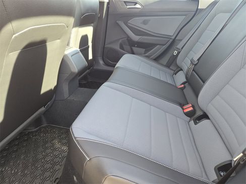 New 2026 Volkswagen Jetta SE image 21