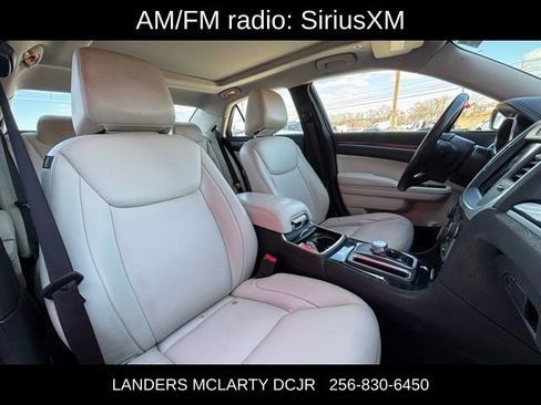 Used 2019 Chrysler 300 Touring L w/ Quick Order Package 22F image 11