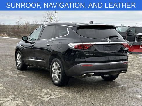 Used 2023 Buick Enclave Essence w/ Experience Buick Package image 3