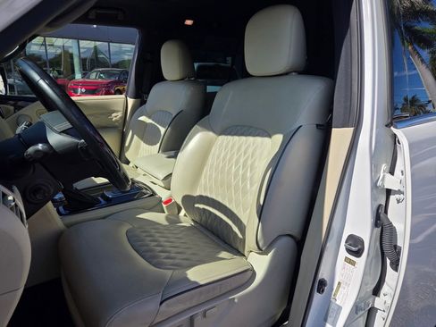 Used 2024 INFINITI QX80 Sensory w/ Cargo Package image 13