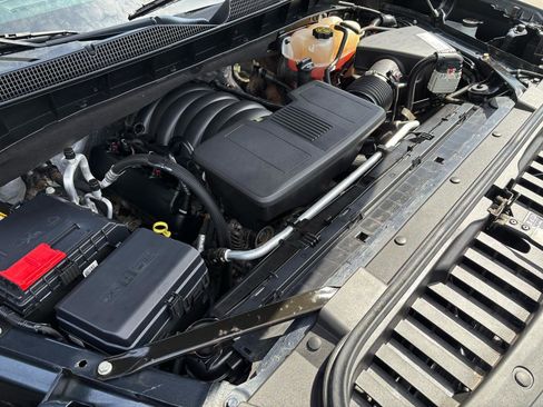 Used 2021 Chevrolet Silverado 1500 LT Trail Boss w/ Bed Protection Package image 13