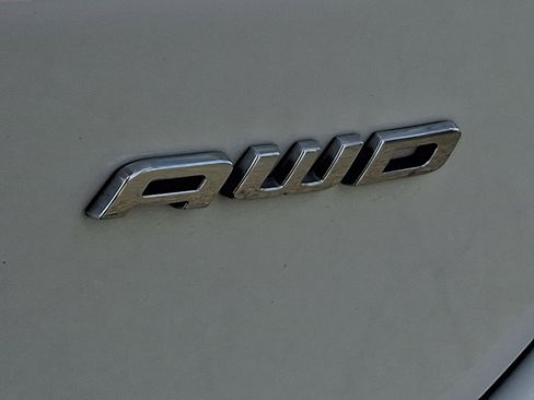 Used 2022 Ford Edge SEL w/ Convenience Package image 29