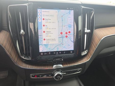 Used 2023 Volvo XC60 B5 Ultimate w/ Protection Package Premier image 6