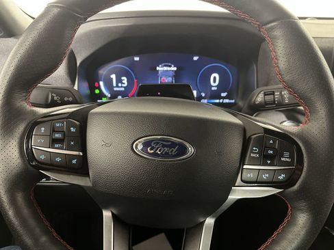 Used 2025 Ford Explorer ST-Line image 16