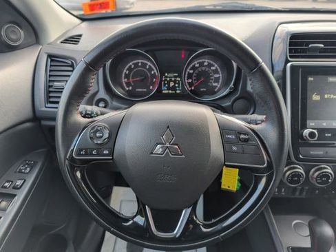 Used 2022 Mitsubishi Outlander Sport ES image 17