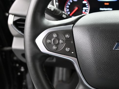 Used 2023 Chevrolet Traverse Premier w/ Redline Edition FWD image 14