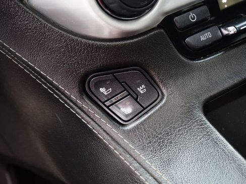 Used 2015 GMC Yukon SLT w/ Open Road Package image 20