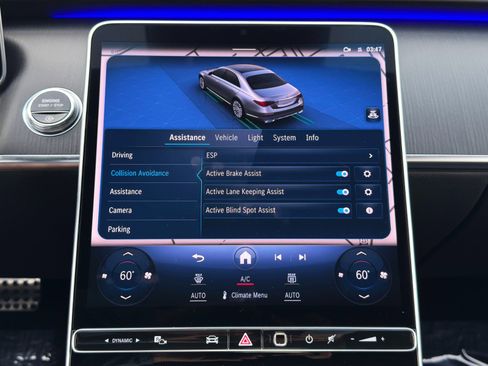 Used 2023 Mercedes-Benz S 500 4MATIC w/ AMG Line image 30