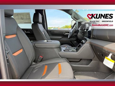 New 2026 GMC Sierra 2500 AT4 w/ AT4 Premium Plus Package AWD/4WD image 40