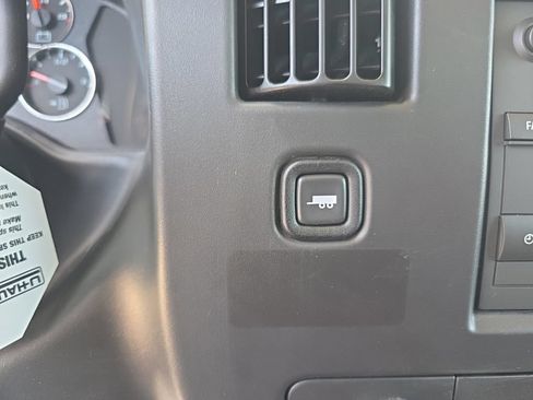 Used 2025 Chevrolet Express 2500 w/ Driver Convenience Package RWD image 17