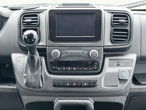 Used 2026 RAM ProMaster 2500 w/ Convenience Group FWD image 22